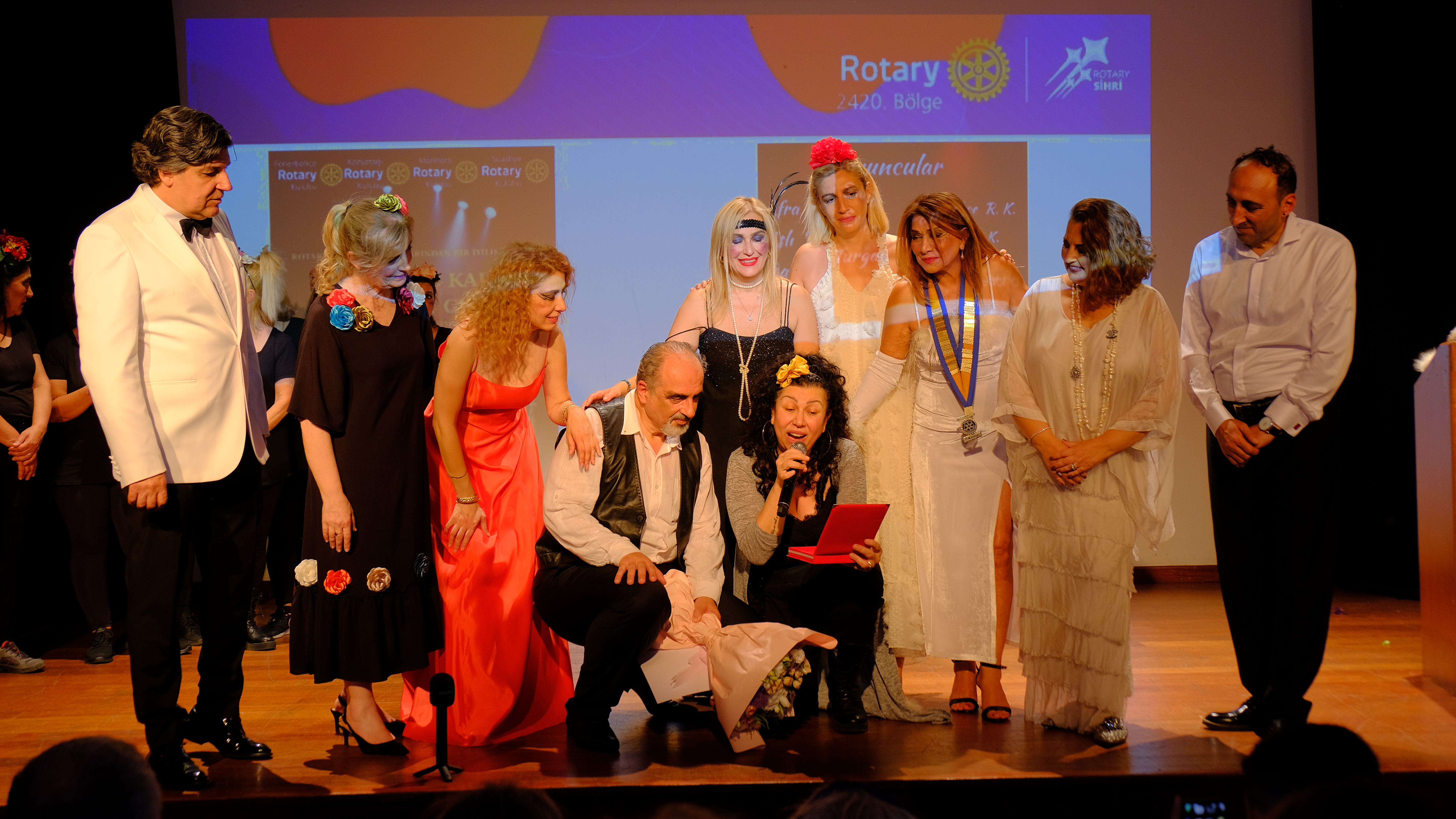 Sakın Geç Kalma Erken Gel Musical Theatre Performance for Istanbul Atlas Rotary Club